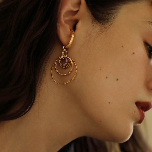 Feminine Exaggerated Cool Earrings Can Be Looped